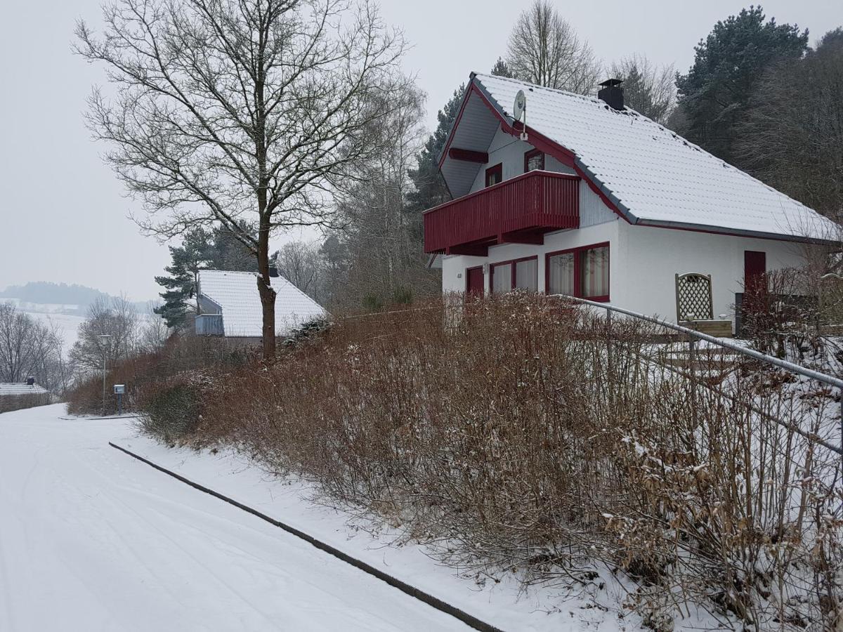 Ferienhaus Im Seepark Kirchheim เคียร์ชไฮม์ ภายนอก รูปภาพ